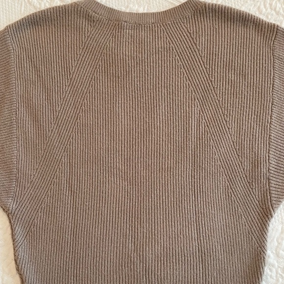 Express Crew Neck Dolman Sleeve Ribbed Sweater Tan/Brown - Picture 9 of 12